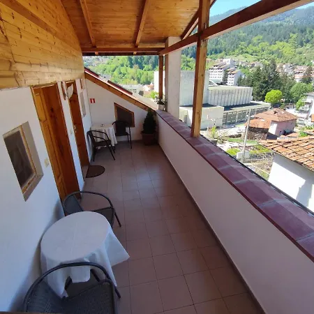 къща чолаков и син - за гости